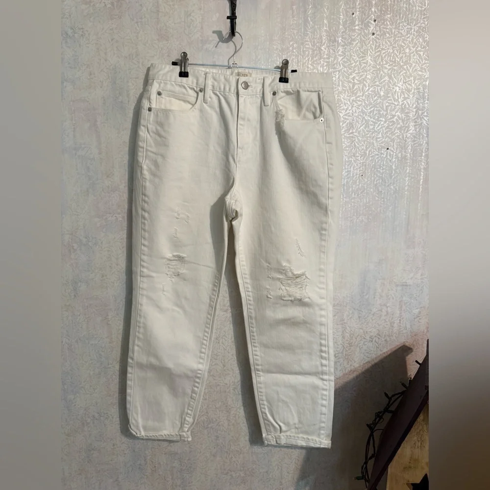 J. Crew White Ankle Distressed Jeans Sz 30, Inseam 25 inches, 100% Cotton‎